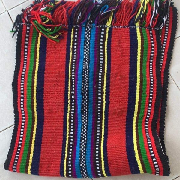 منسوجات يدوية