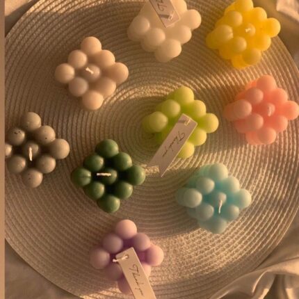 شمعة برائحة عطرية